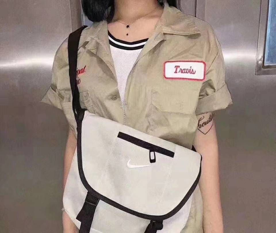潮品衣物，招免费代理，质量问题包退换（非正品）
