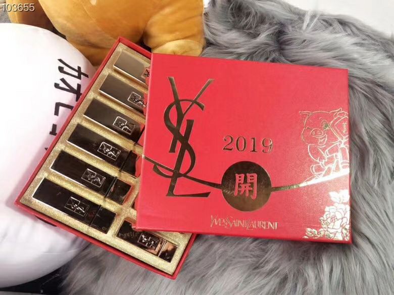 潮鞋潮衣招收代理 非正品