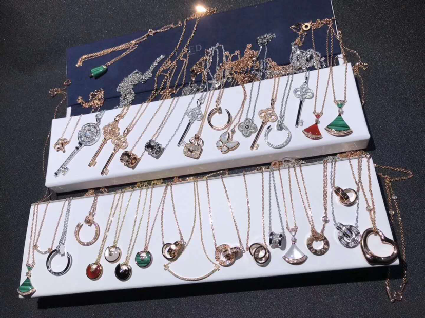 纯银高端饰品，终身包补色补钻，一比一高端定制