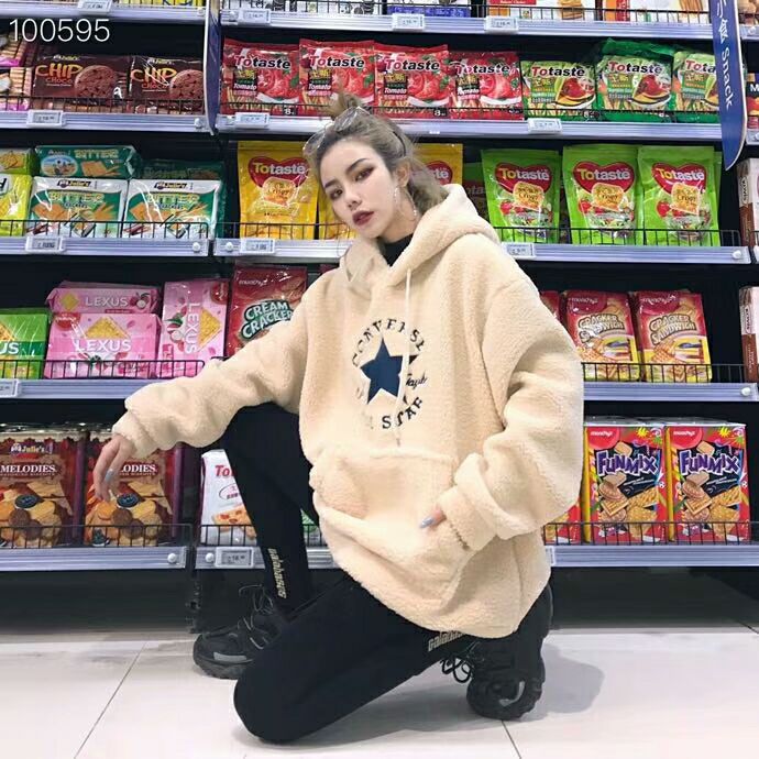 潮牌潮衣各种名包，品质保证，价格优惠.