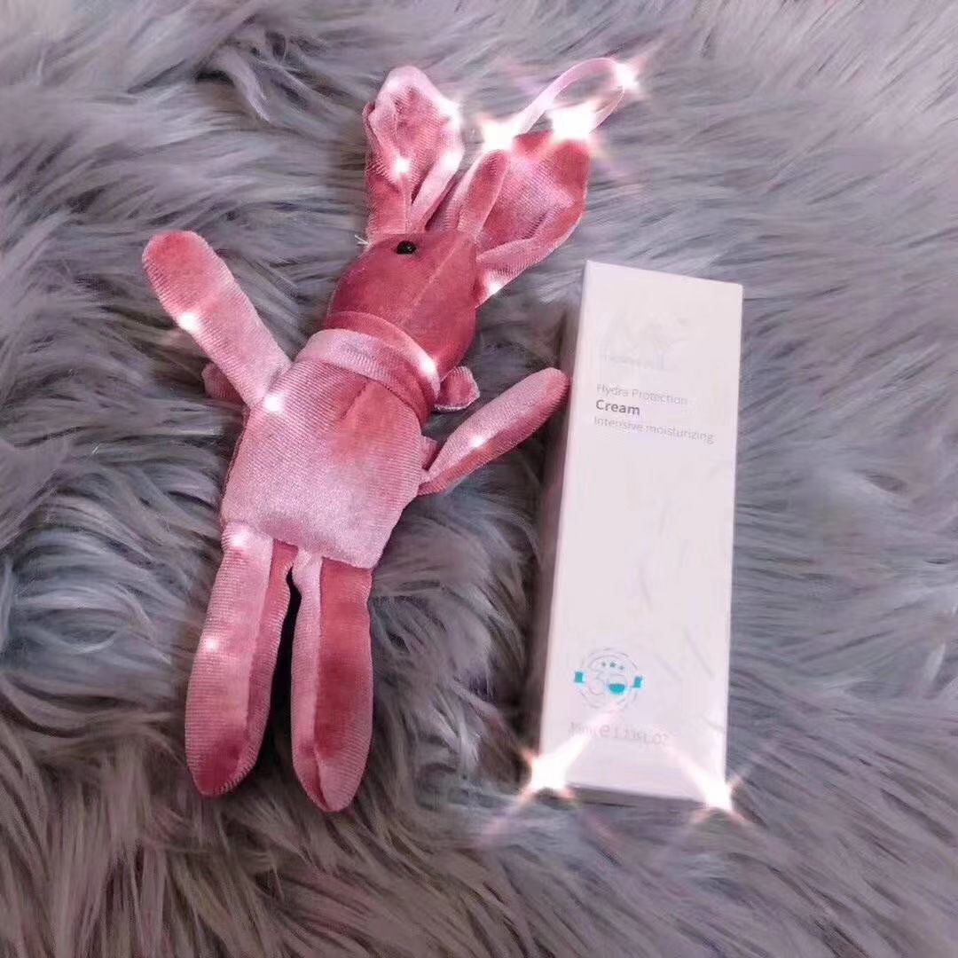 VKKE招代理哦！想了解护肤品的也可以找我哦