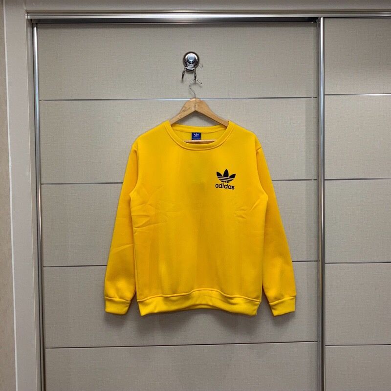 大量批发各种潮流名牌卫衣 棉服 裤子 鞋子 非正品  高仿的