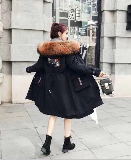 浙江～羽绒服工厂及水貂绒～货源 给你最低的价格！
