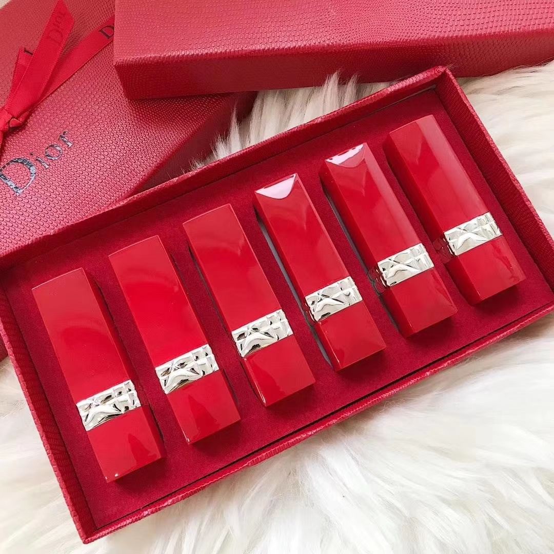 高端化妆品货源，一比一复刻，价格便宜诚实招代理