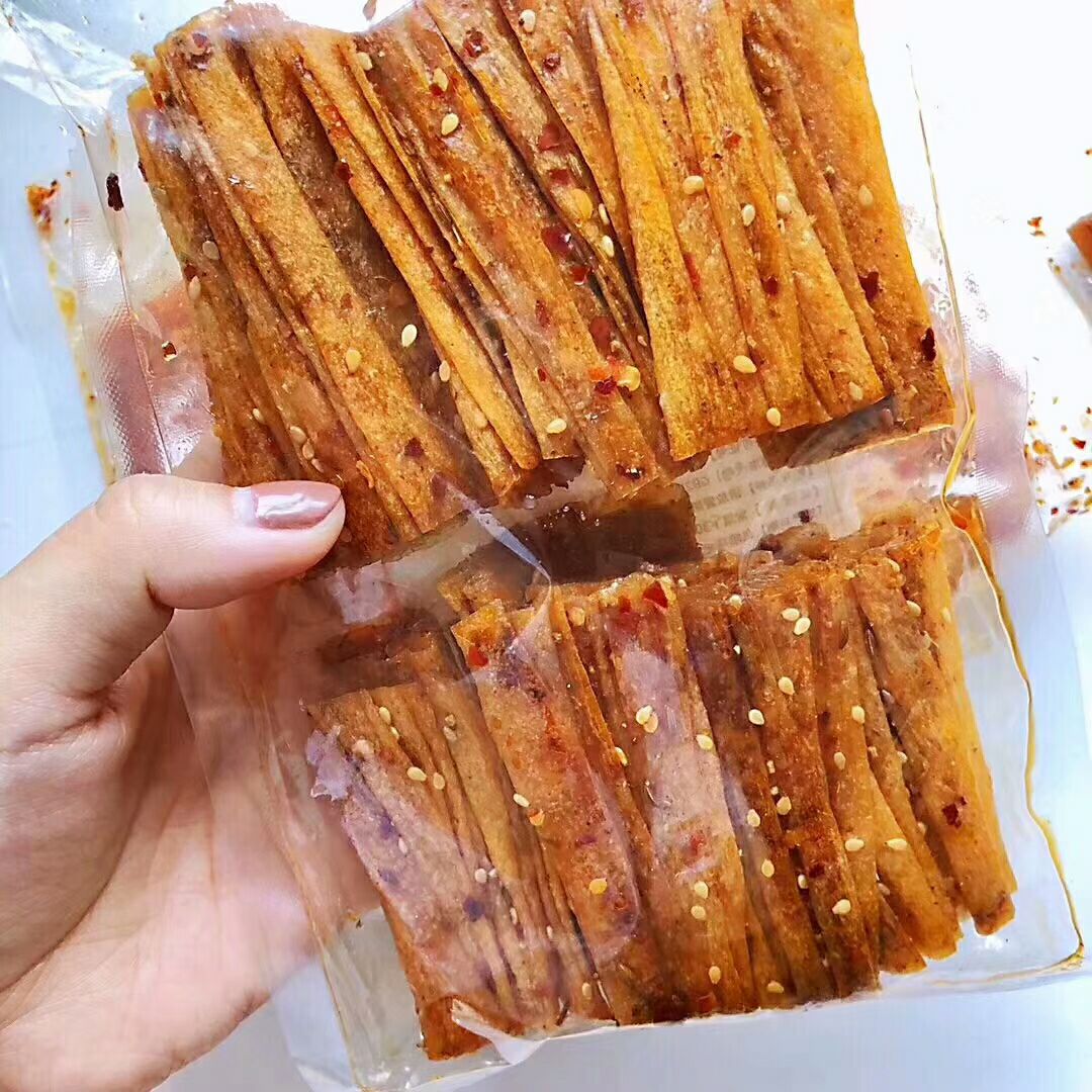 健康辣条货源 十个口味 现做发出 日期新鲜