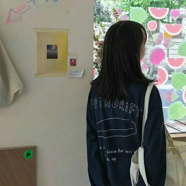 精品韩版女装，包包，鞋子，免费招代理，0元也可以做微商