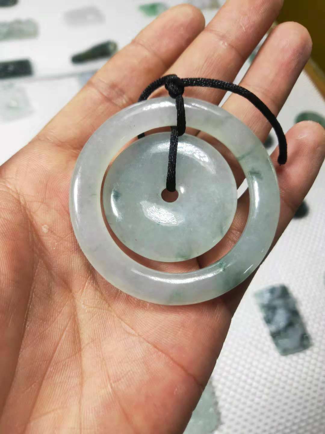 天然翡翠戒指 手链 各种配饰 假一赔十 一手货源