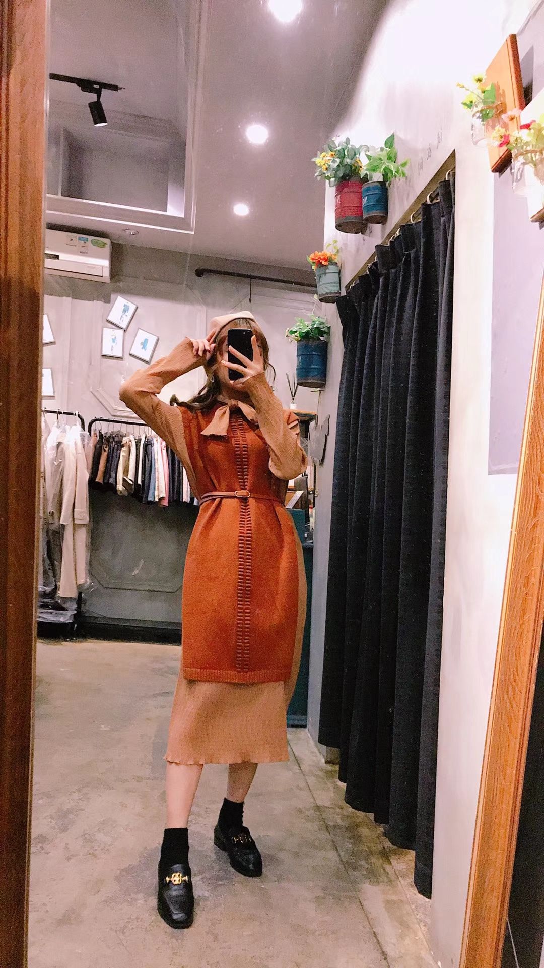 服饰鞋子有实体店想代理的找我