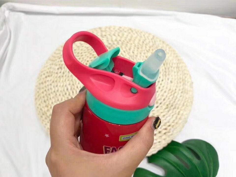 主营童装，儿童各类生活用品