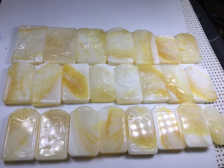 批发各种，玉化，金丝，黄金佛珠