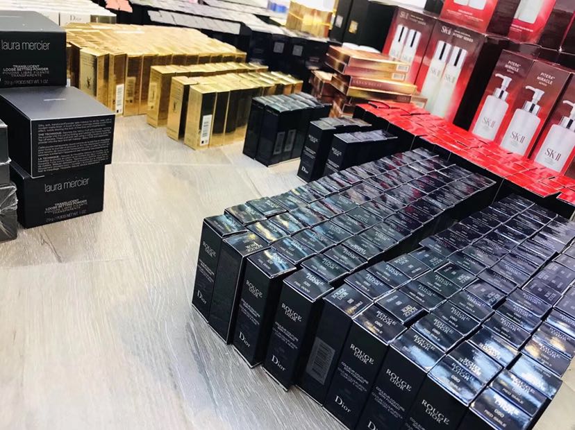 韩国化妆品一手货源，质量有保障。寻找商家合作。