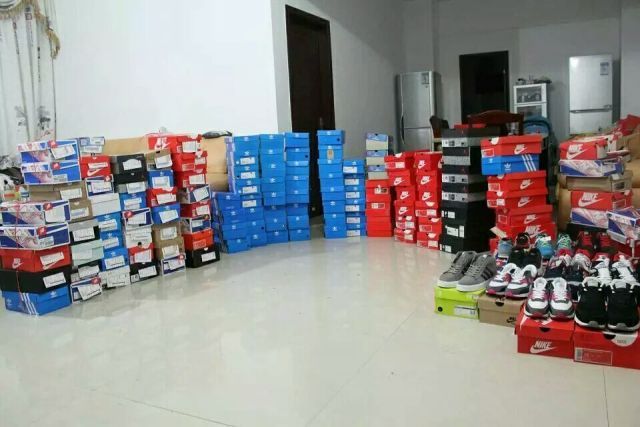 精仿品牌潮鞋，工厂低价代发批发