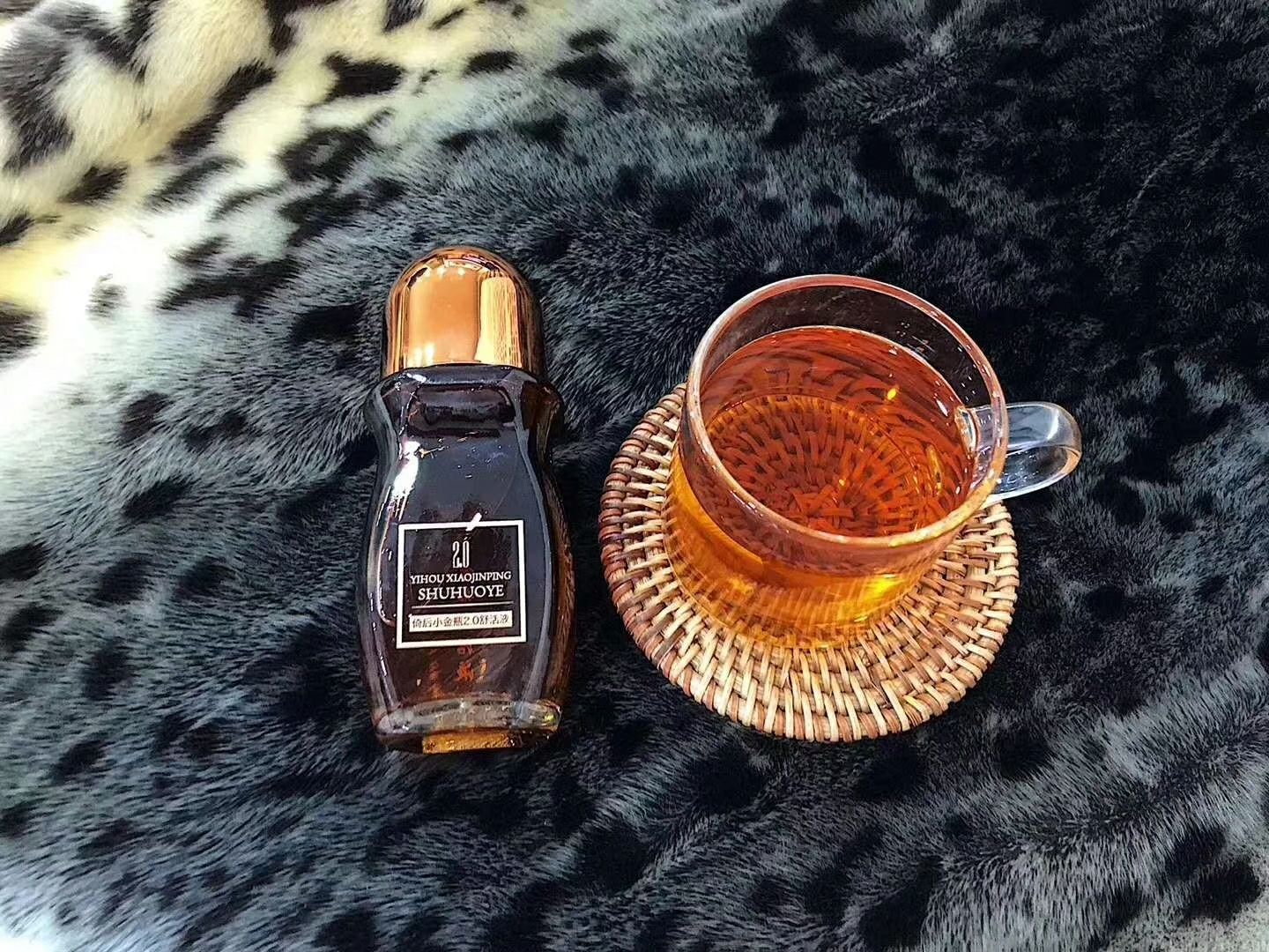 倚后小金瓶舒活液