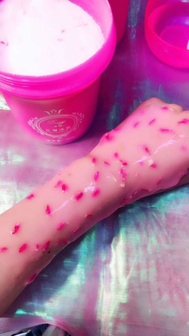 网红花瓣面膜