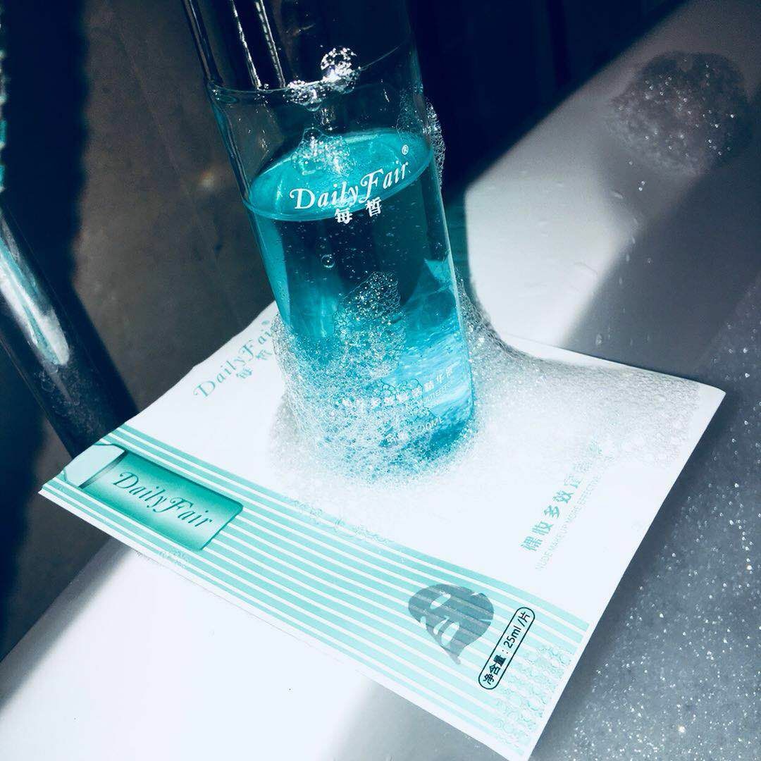 莫大姐旗下护肤 有网红洁面棒 小灯泡面膜 网红小蓝瓶