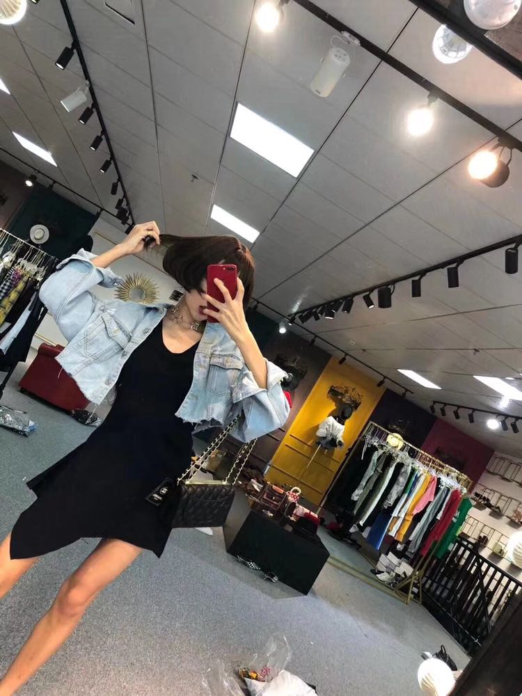 各种潮牌女装 工作室直营 招代理加盟