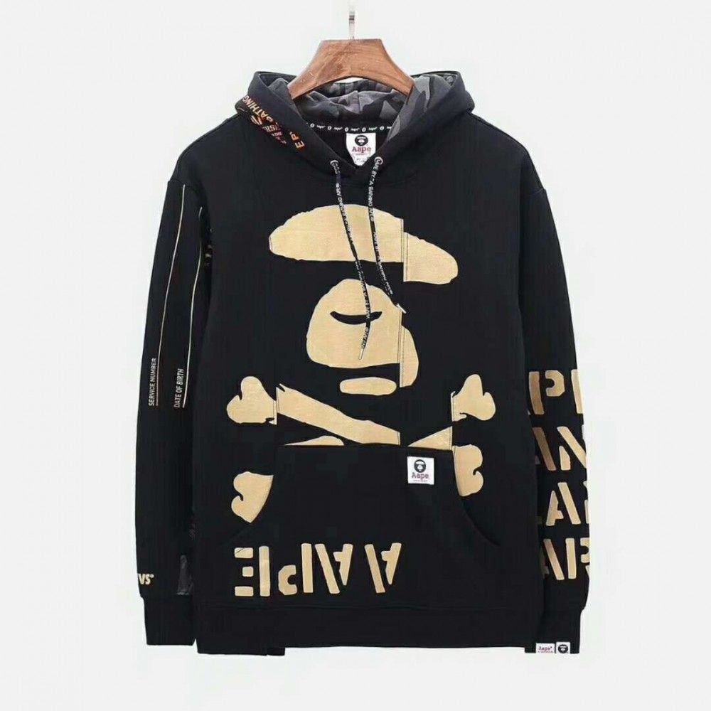 潮牌一手货源，免费招鞋服代理，有意者加我