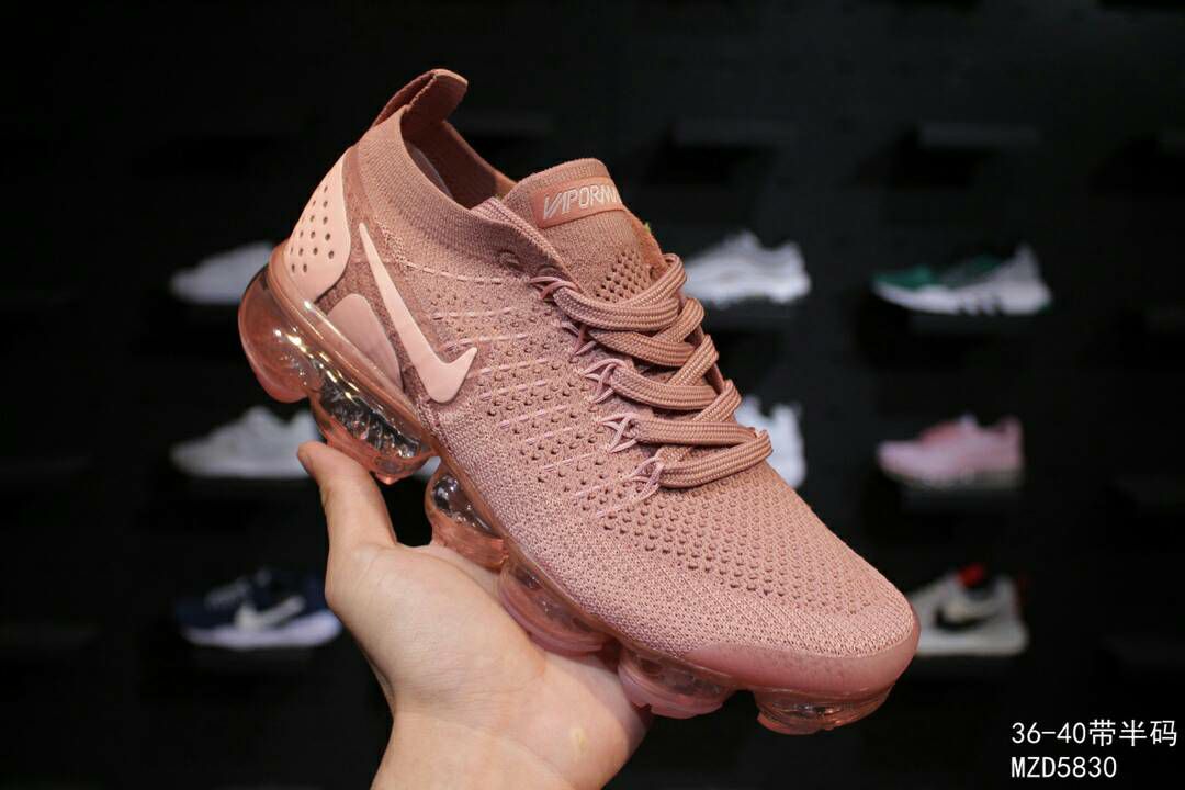 潮流鞋服，精品质量，只做高端货，免费招代理，一件代发