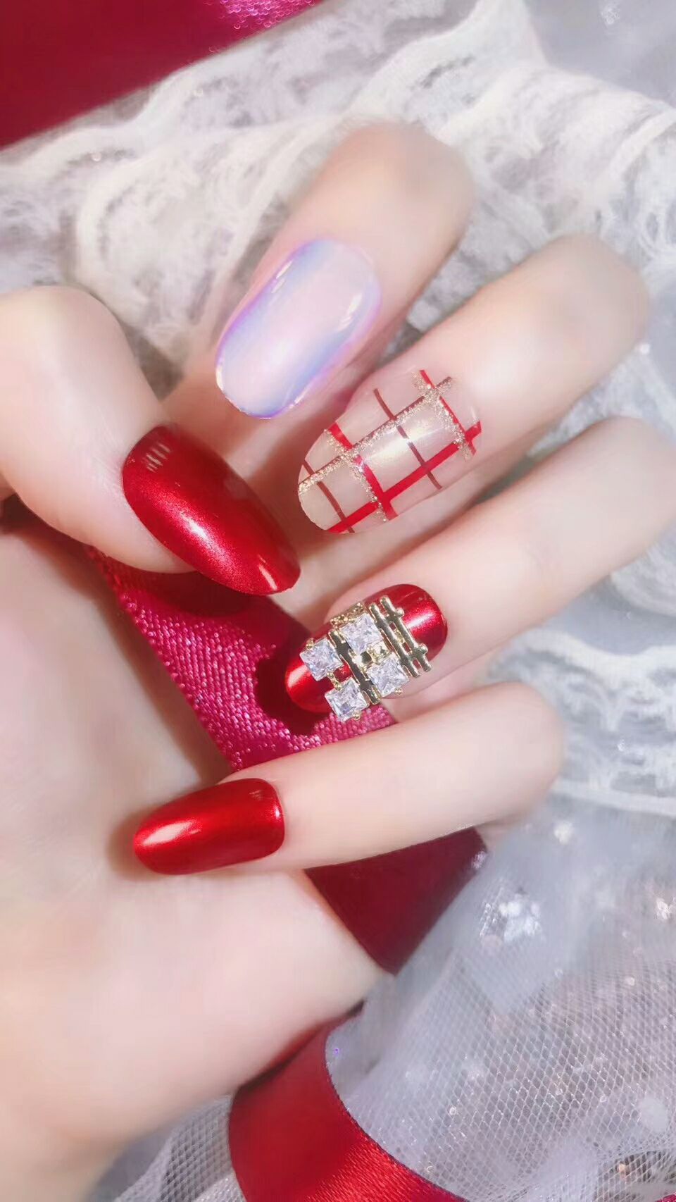 可以反复配戴的指甲