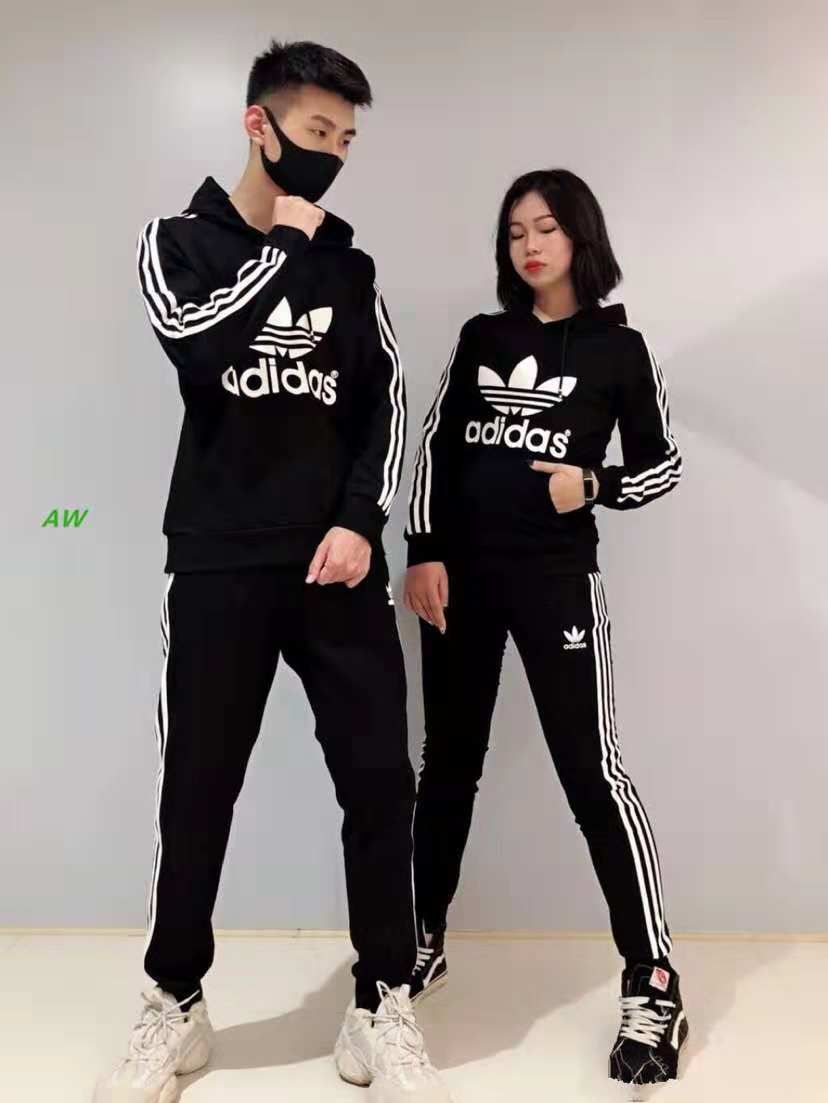 复刻耐克，阿迪达斯等，招代理 不需要资金 一件代发