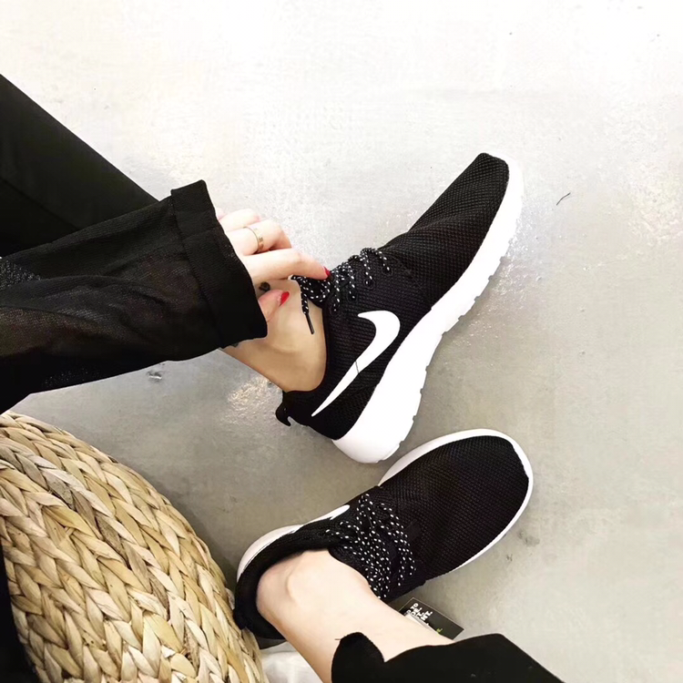 复刻潮牌 耐克 Adidas 新百伦 一手货源 诚招代理 支持一件代发