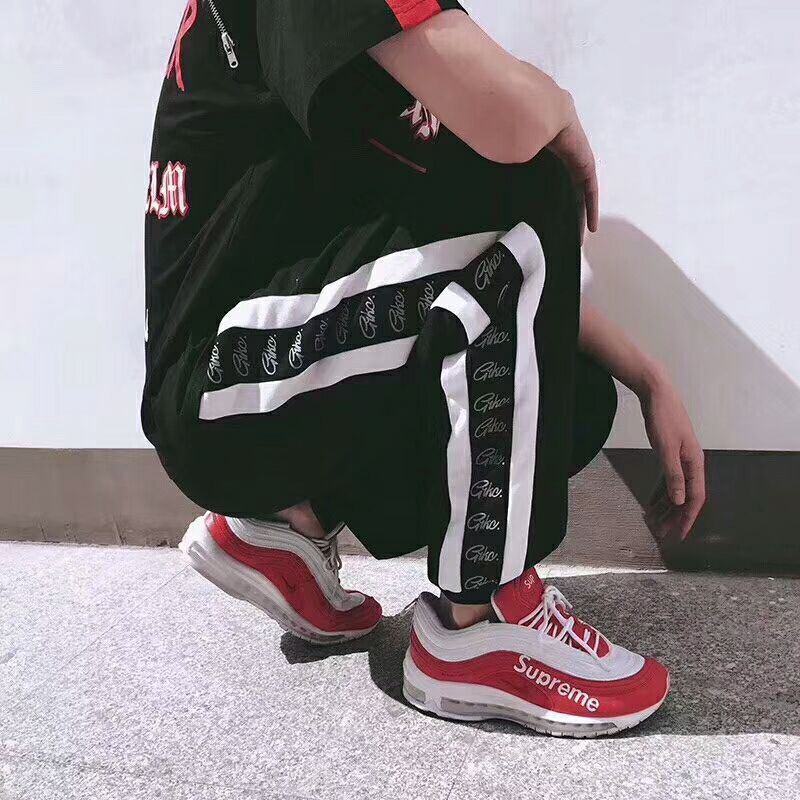正版复刻，最真的A版服装，诚招一件转发代理