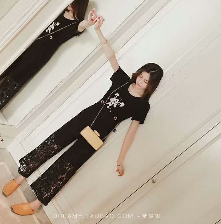 宝妈诚信经营精品潮流女装，护肤品！招代理！一件代发！