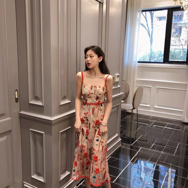 服装货源 卖一件赚二三十 绝不收代理费