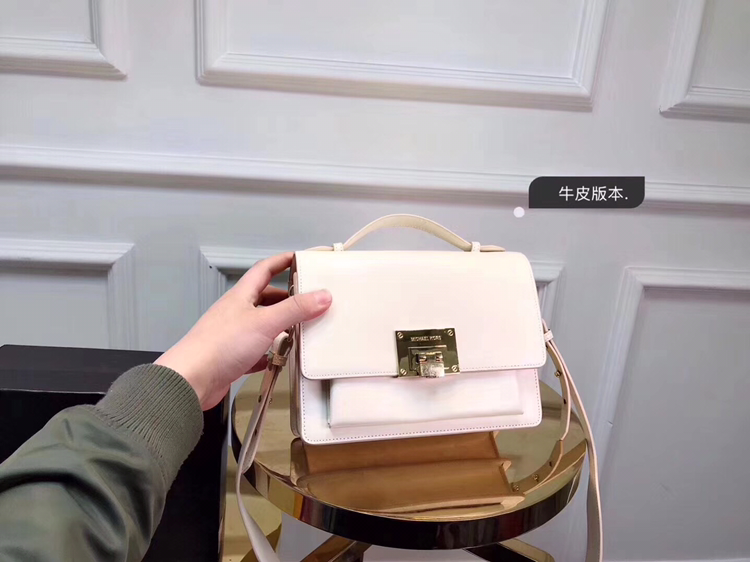 工厂直销 高品质包包货源 款式多多 一件代发