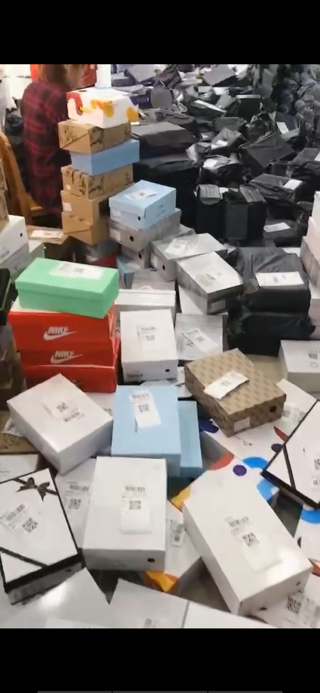 童装童鞋，一手货源，绝对出厂价，可一件代发，欢迎合作
