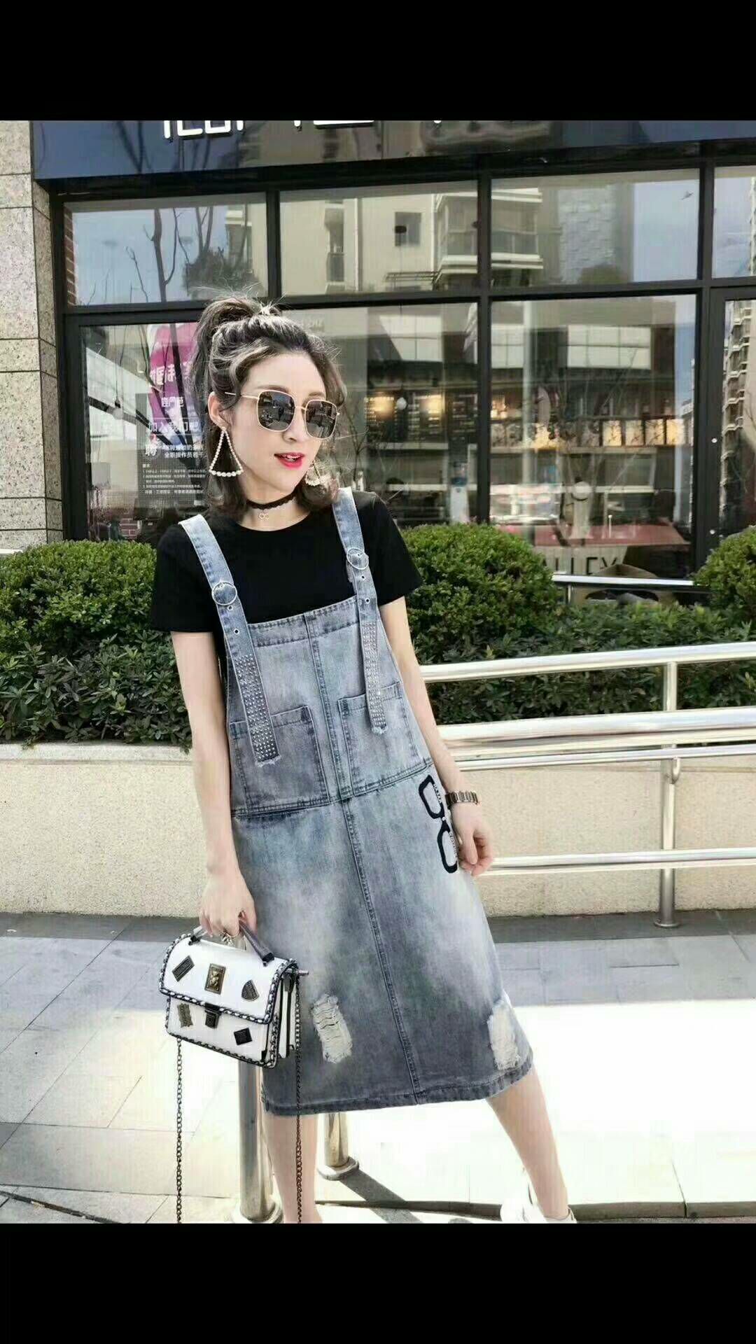 潮流服装进货 一手服饰货源 各种爆款 免费招代理
