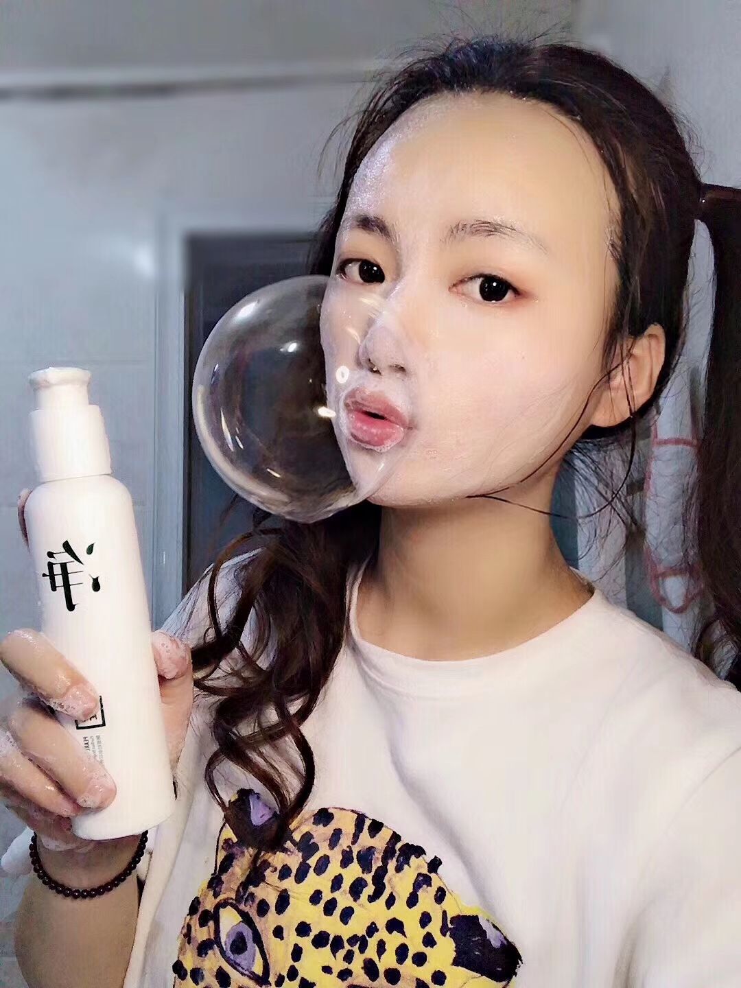 三草两木护肤品 用一次就让你真正的爱上她