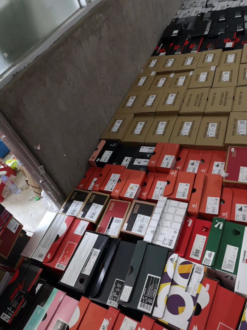 莆田鞋工厂直销，所有产品一件代发，免费招收代理