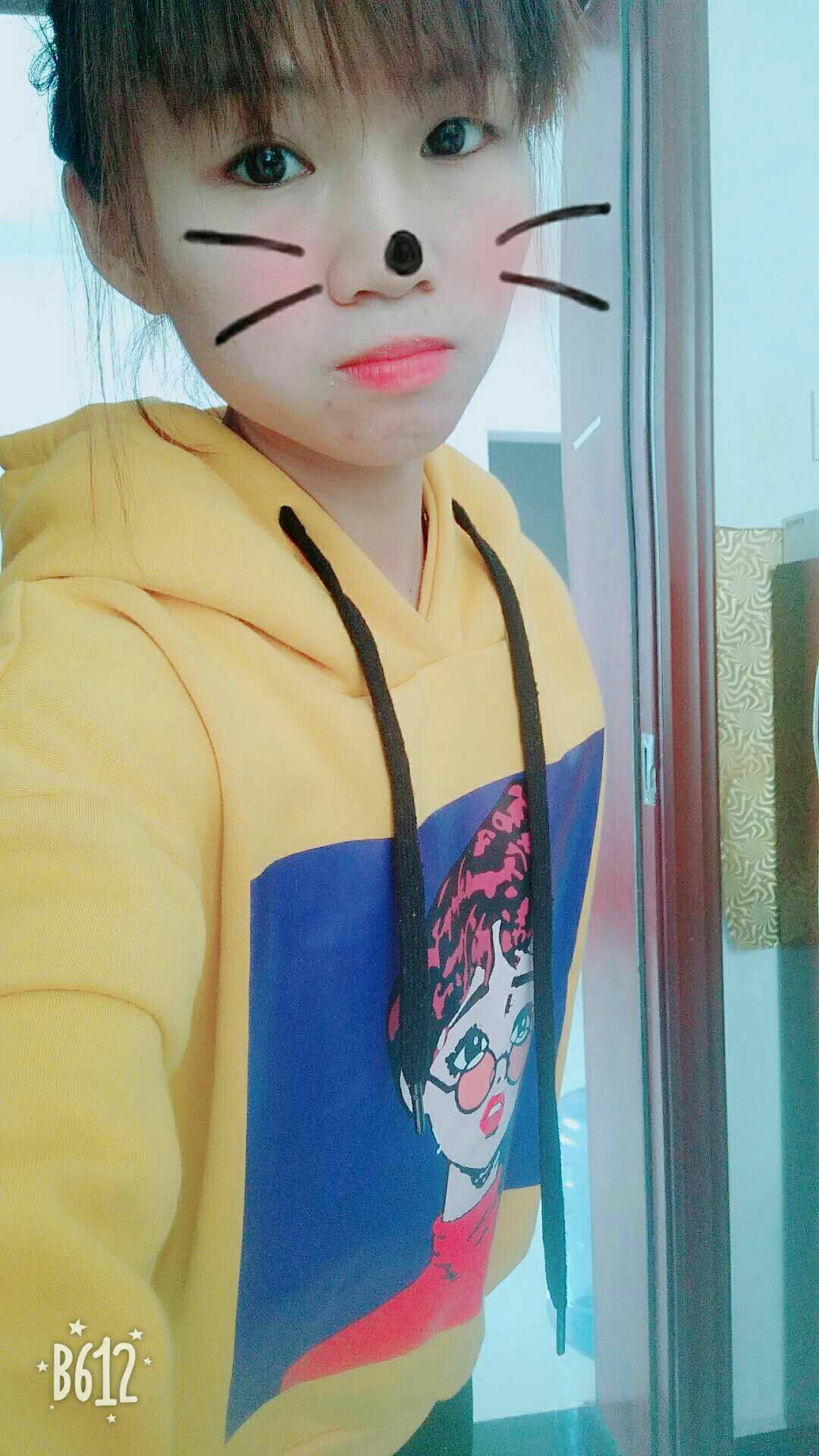 广州服装工厂货源直销，支持一件代发，批发5件起，诚信经营！