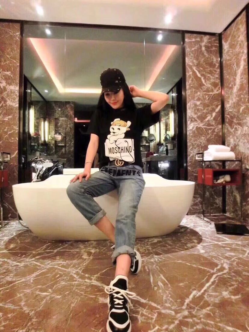 厂家直销 精品女装货源 专卖女性服装