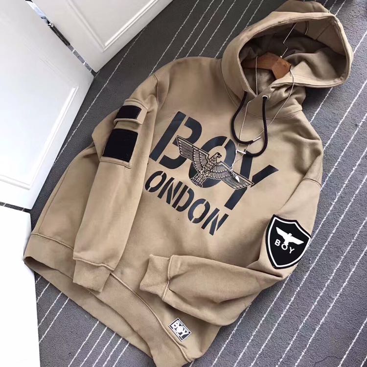 高端精品潮牌服饰货源 产品保质保量 接受批发和零售