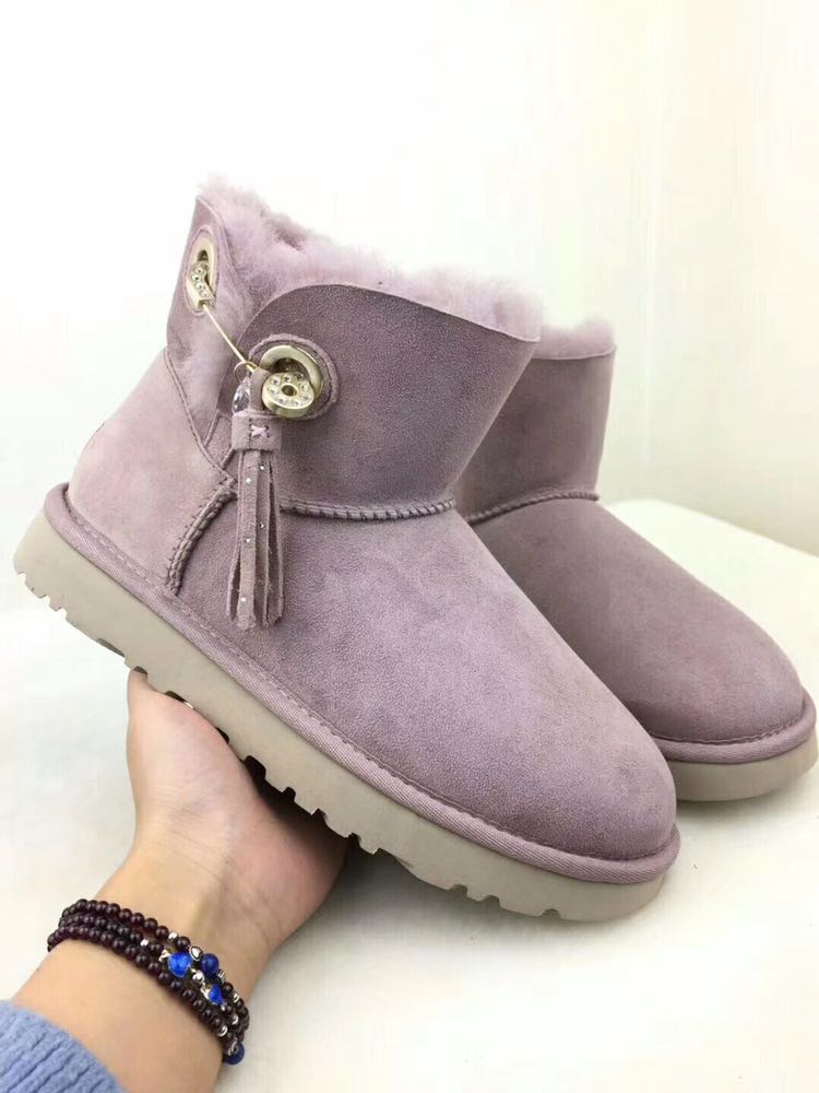 高端精品潮牌服饰货源 产品保质保量 接受批发和零售