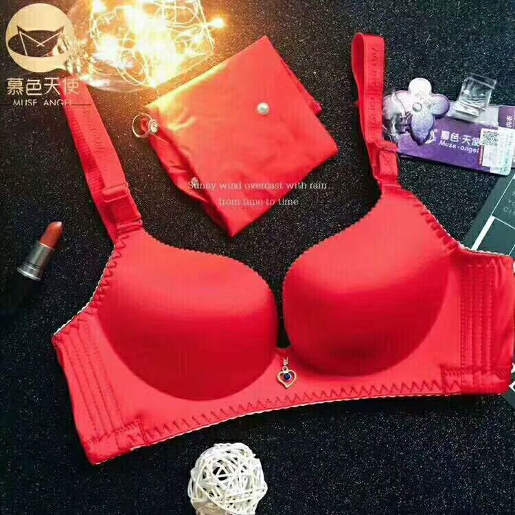 慕色天使内衣 混批五件就可获得永久代理权