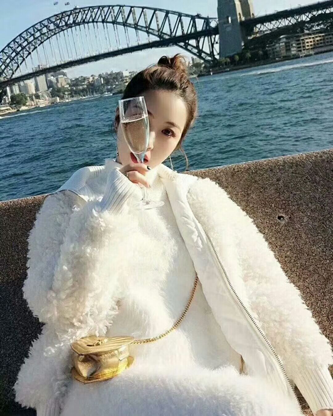 女装批发，档口发货，一件代发，高品质，低价格，免费代理