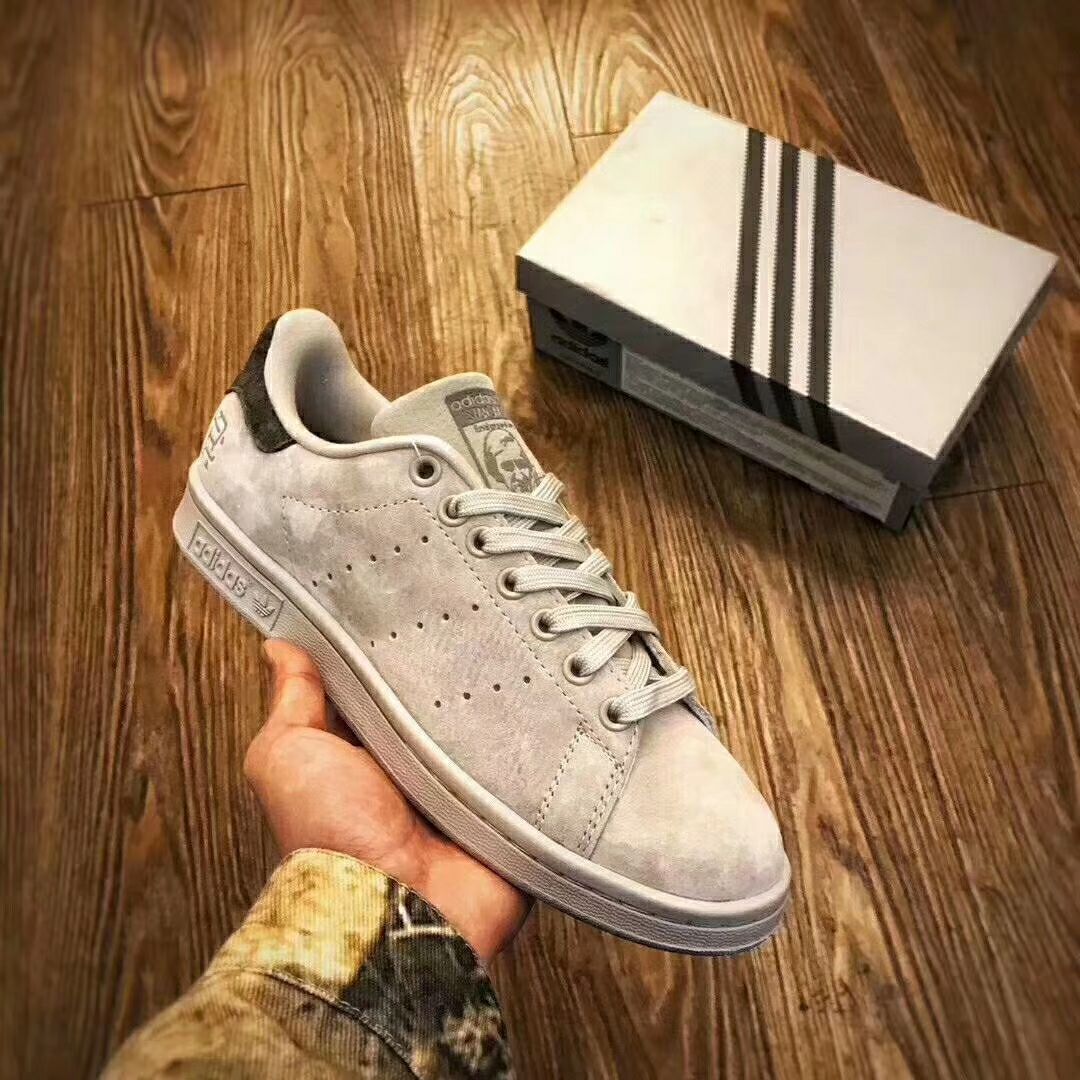 各种阿迪耐克鞋服货源 你有图 我有货
