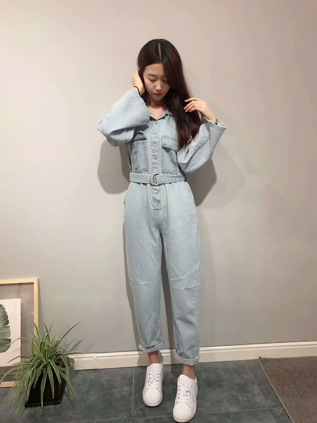 精品服饰   口红香奈儿，香水，气垫，奥薇兰，眼影