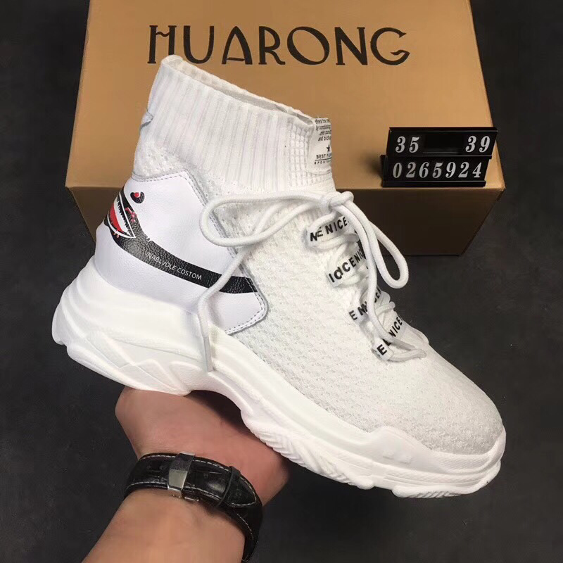 精品复刻各种衣服裤子鞋子 厂家货源，质量保证
