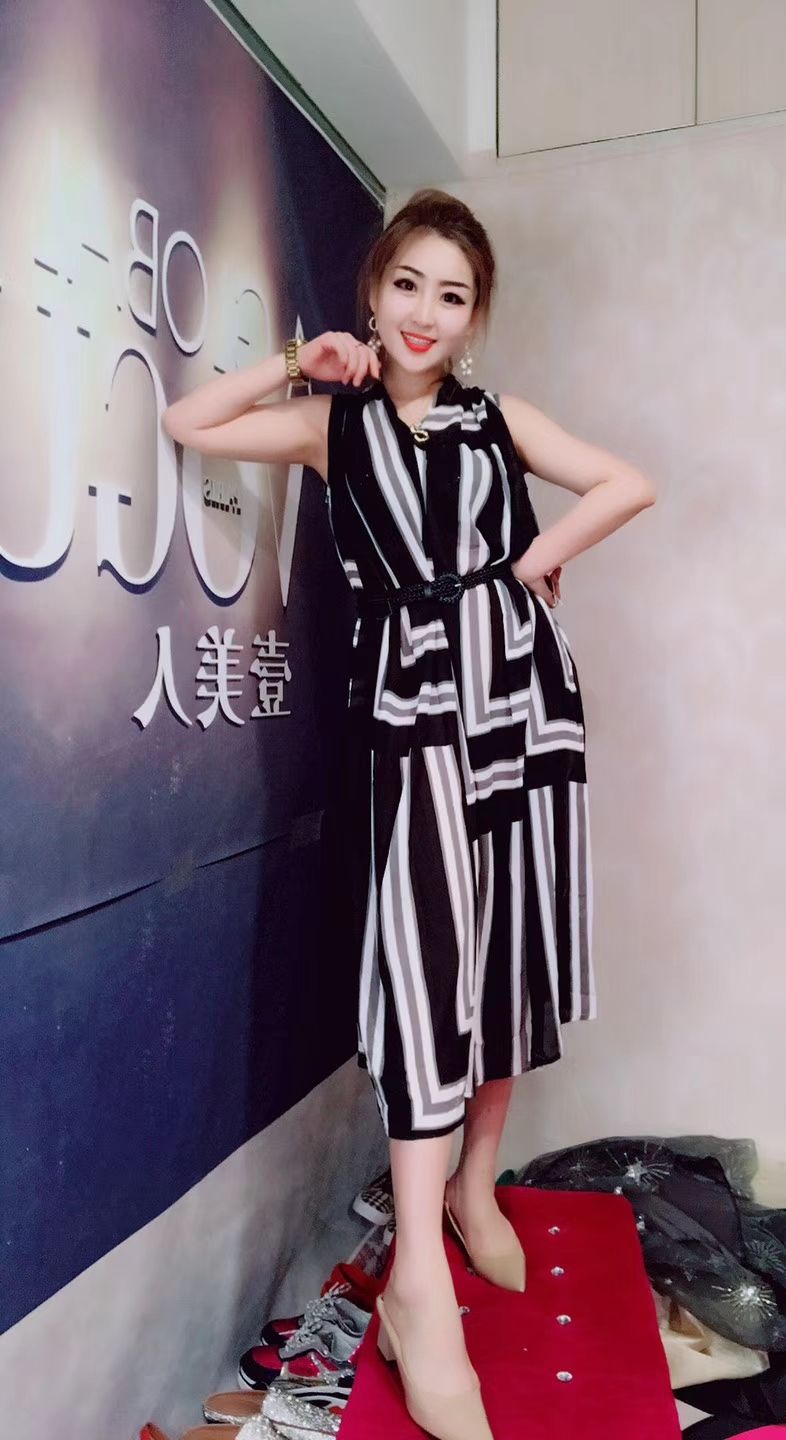 正版欧货女装，显瘦又时髦，价格很亲民，诚招代理