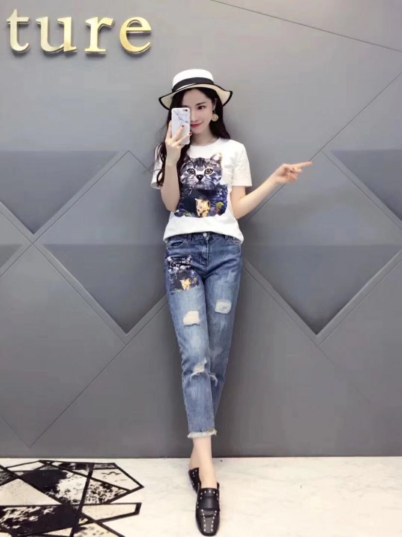 各种潮流韩版女装批发 可一件代发 需要小伙伴的加入哟
