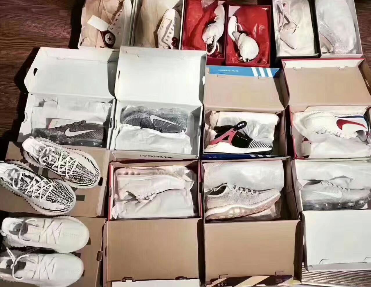 精品阿迪耐克鞋货源 质量放心 一个月包换