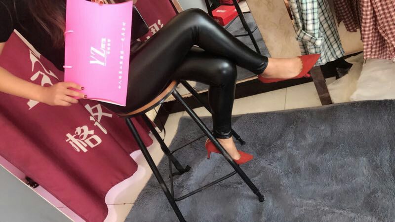 YZ皮裤+YZ瘦腿袜 平腹美体，提拉臀型，收塑腿型