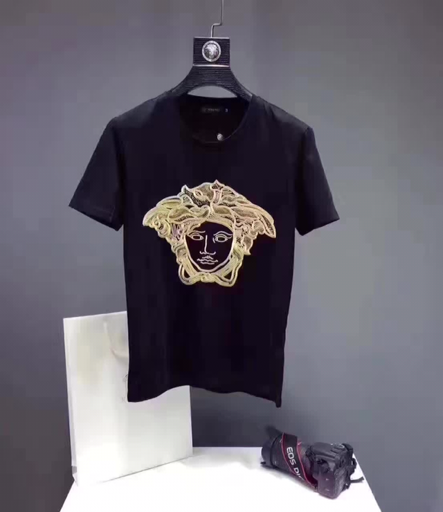 潮牌大牌服饰货源 厂家直接一件代发 利润最大化给代理