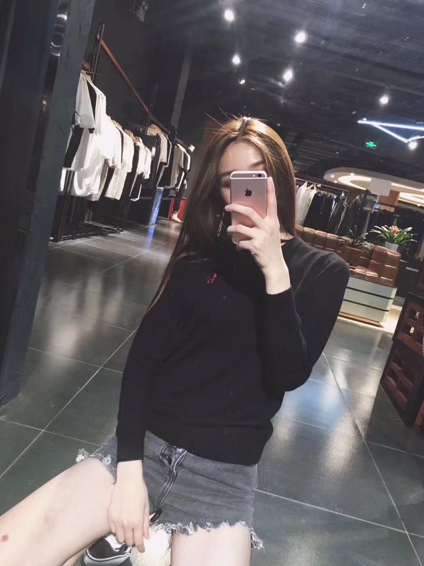 主营外贸服饰，鞋，包包 一手货源，全国免费招代理