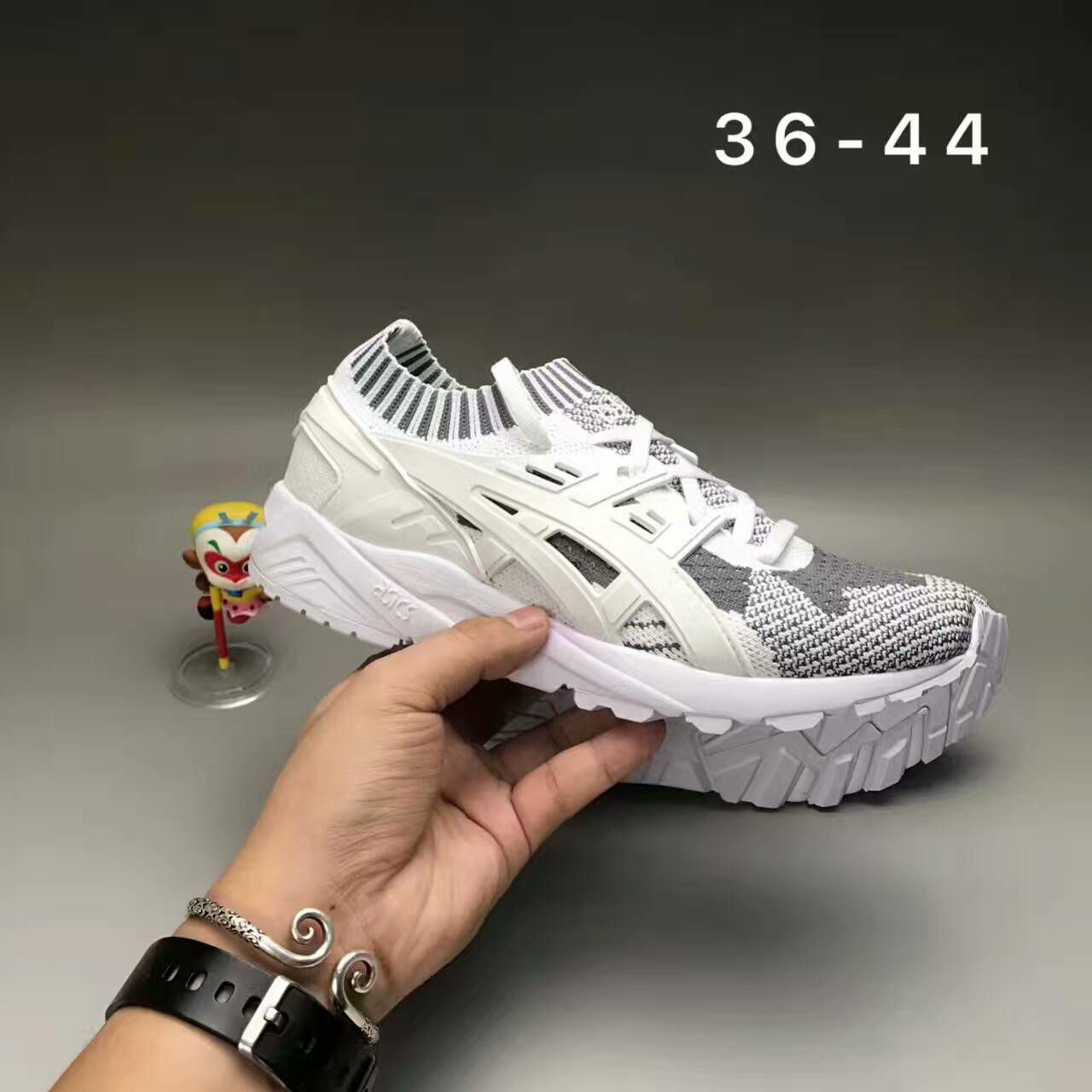 各种品牌鞋代理 一手货源 支持全国批发