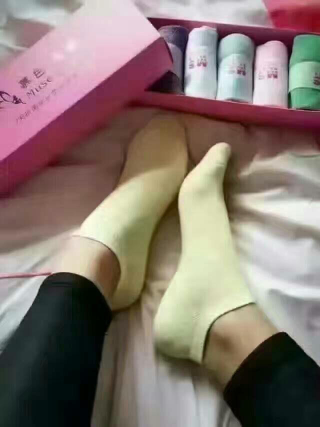 慕色天使任意五件招老板，信任你就来，在家也可以赚钱的产品